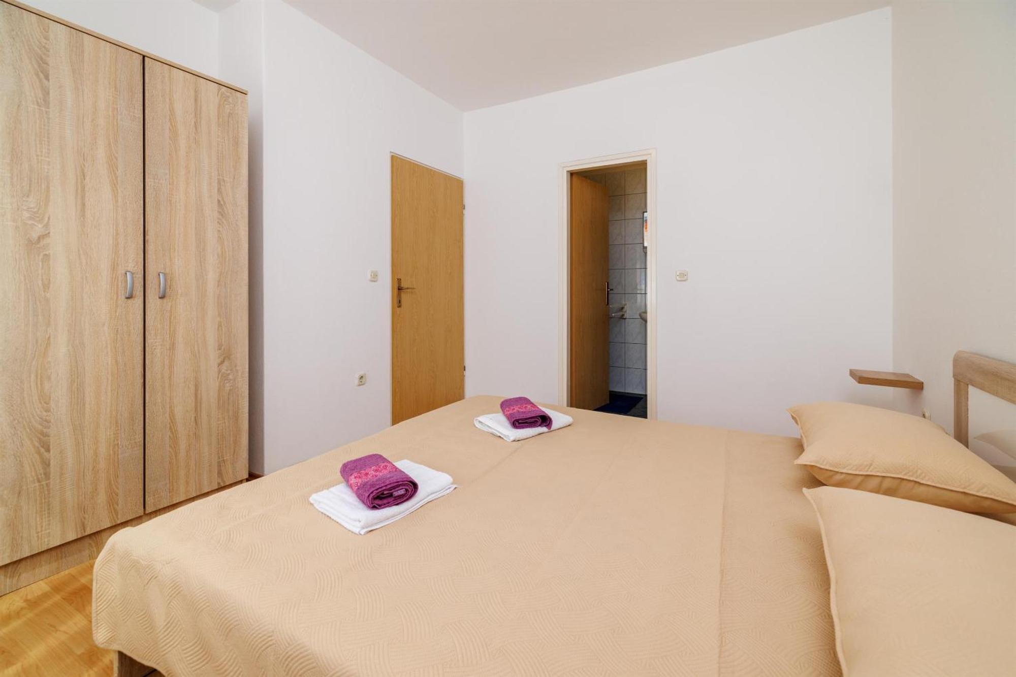 Rooms Mande Banjol Bagian luar foto